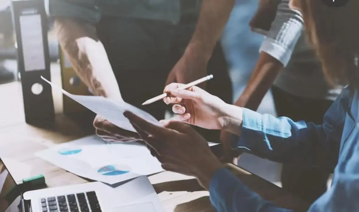 去哪里玩旅游文案简短